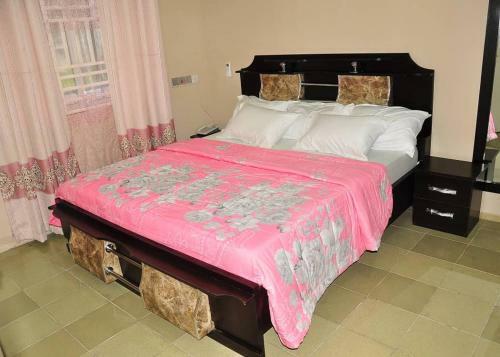 Hotel De Revelation