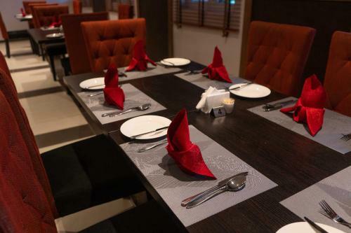 Visa Karena Hotels