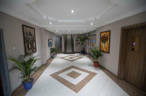 Visa Karena Hotels
