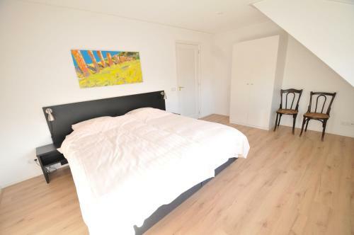 Villa Jhr De Casembrootplein 6