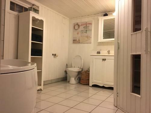 Stor Flott T�mmer Hytte