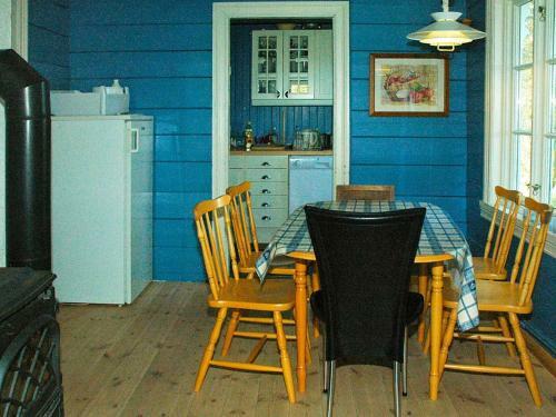 Four-bedroom Holiday Home In Fj�rtoft