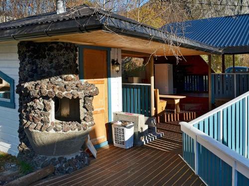 Four-bedroom Holiday Home In Torsken 2
