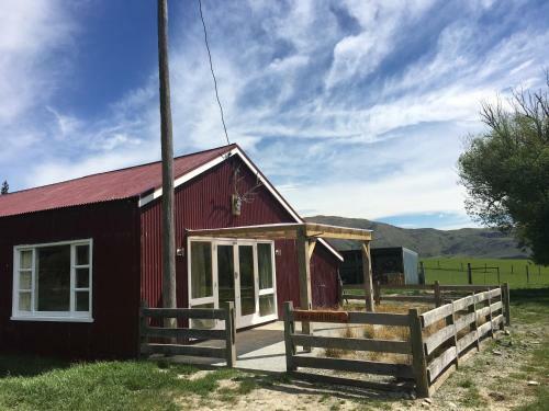 Hostal The Red Shed Studio