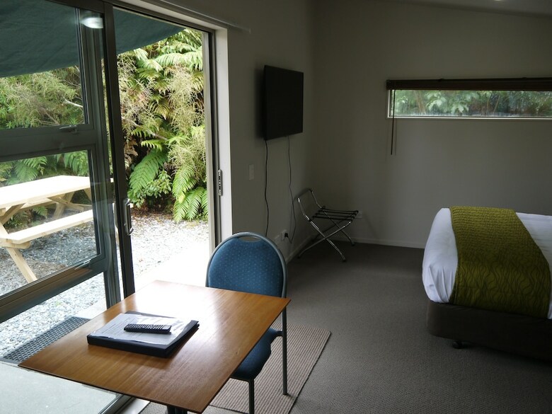 Motel Central Franz Josef Cabins And Flats