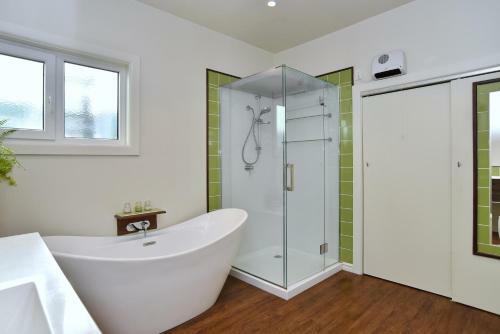Aspen Villa - Christchurch Holiday Homes