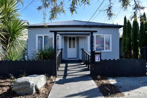 Aspen Villa - Christchurch Holiday Homes