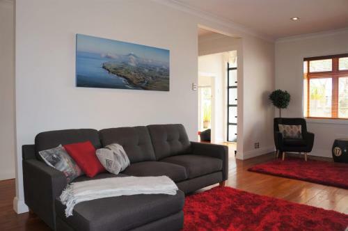 The Buller Bungalow - You Will Fall In Love