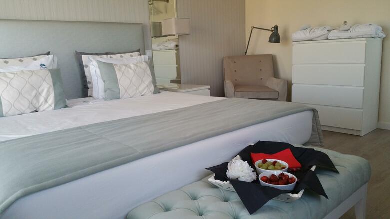 Hostal West Beach Hostel