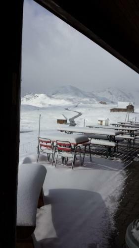 Hostal Berggasthaus Tannalp