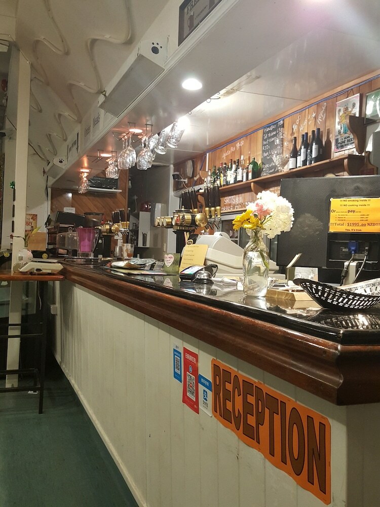 Golden Cross Hotel