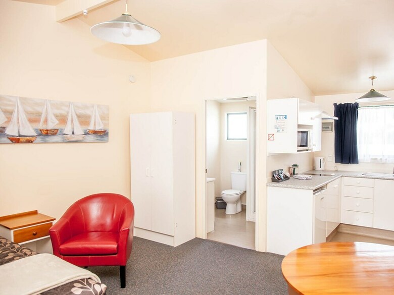 Goldmine Motel