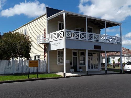 Lady Bowen Bed & Breakfast