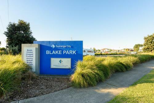 Family, Sun And Sporting Fun - Blake Park Mount Maunganui