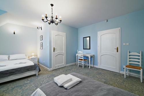 Hostal Dw�r Osmolice