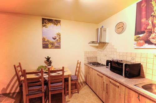 Hostal Pokoje Za Kinem