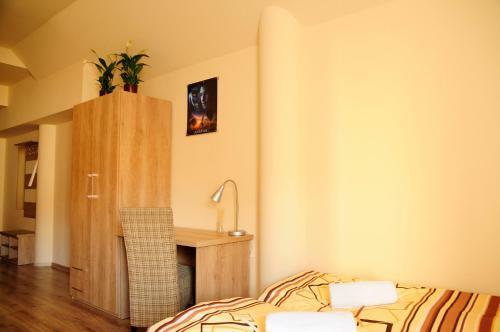 Hostal Pokoje Za Kinem