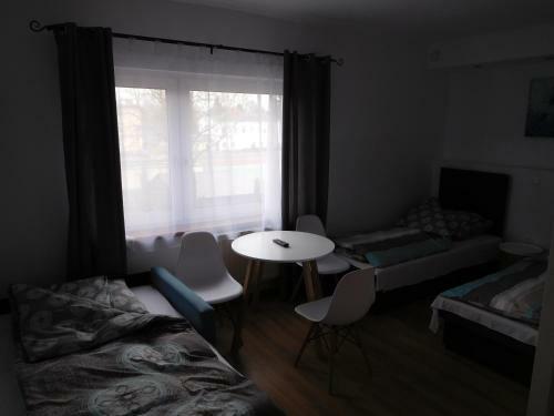 Hostal Go?ciniec Pokoje Noclegowe Drawsko