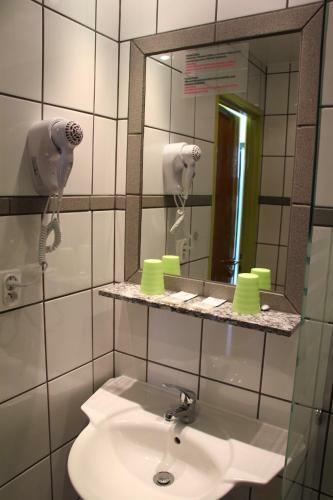 Hostal Avila Park & Spa
