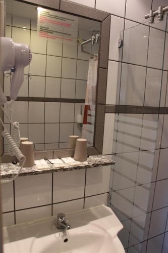 Hostal Avila Park & Spa