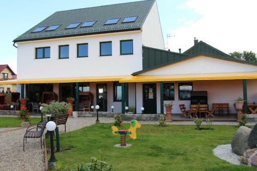 Hostal Avila Park & Spa