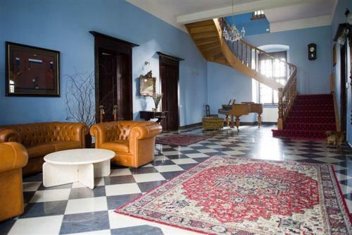 Hotel Zamek Dobra