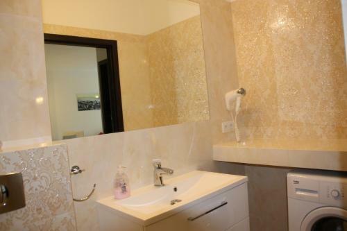 Apartments Luxview II
