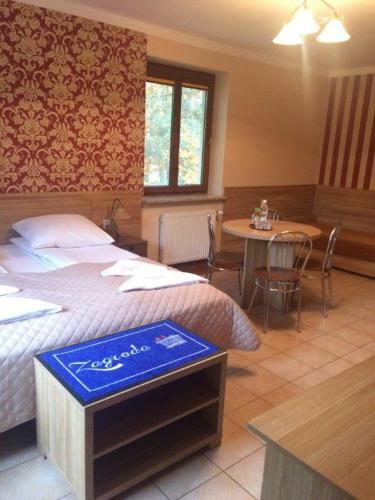 Hostal Pensjonat Zagroda