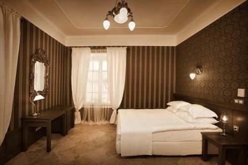 Hostal Dw�r Many