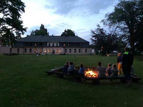 Hotel Dworek Bielin