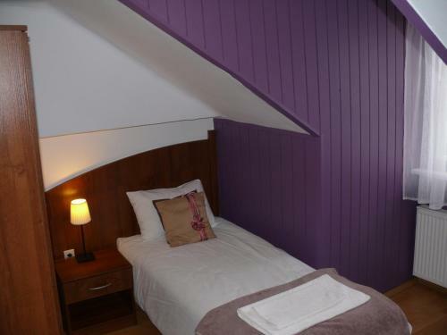 Hostal Dw�r Zbo?enna
