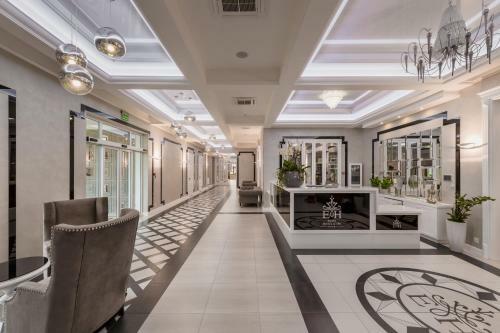 Hotel Evita