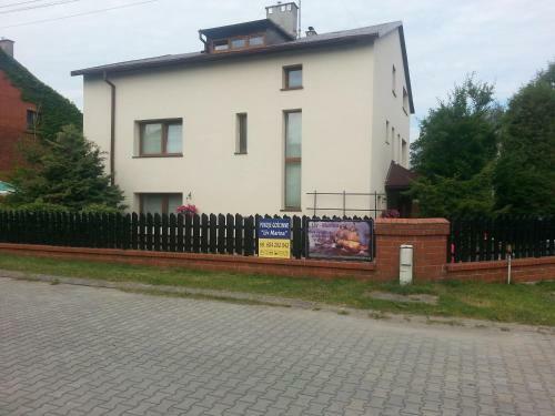 Hostal Pokoje Go?cinne Liv Marina