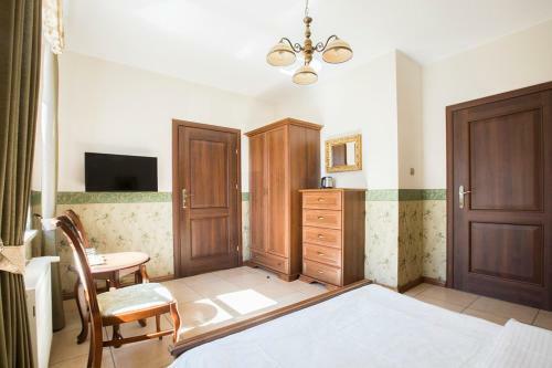 Hostal Residenz Selena