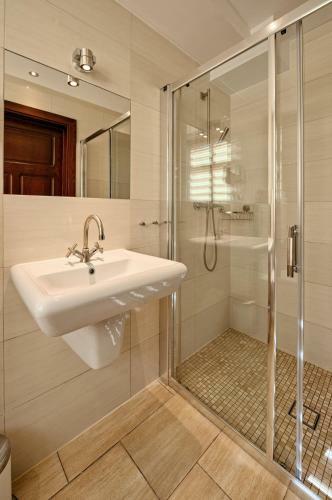 Hostal Chata Rybacka Saule