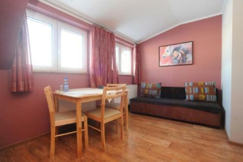 Hostal Galeria P?powo