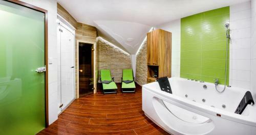 Hotel Przysta? Le?ni�w