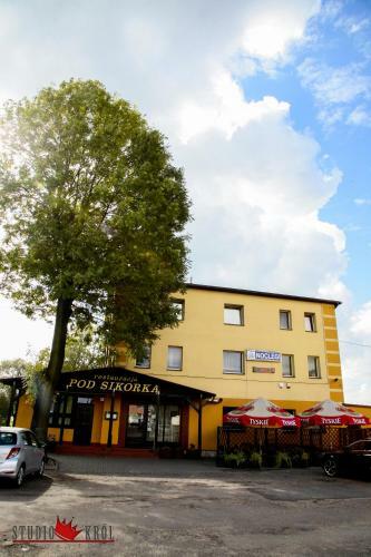 Bed & Breakfast Restauracja I Noclegi Pod Sikork?