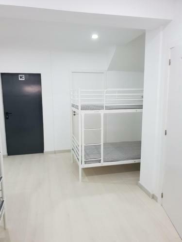 Hostal Mikaela Guest House