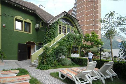 Hostal Villa Hera