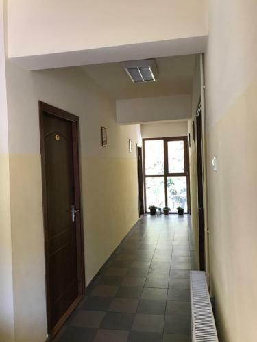 Hostal Pinul Negru
