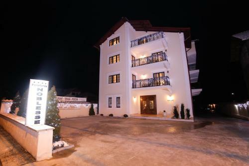 Hostal Pension Noblesse