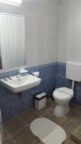 Hostal Pensiunea Cris-andre
