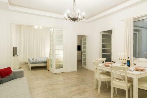 Apartamento White Nights Of Old Town Bucharest