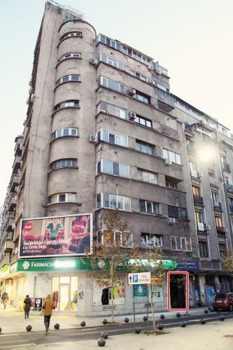 Uptown Luxury Apartment