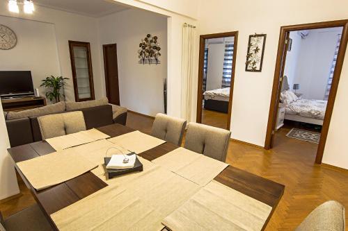 Apartamento Athenee Residence 1