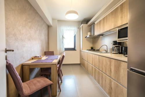 Central Lux Apartments