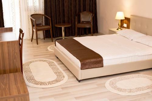 Hostal Complex Azar