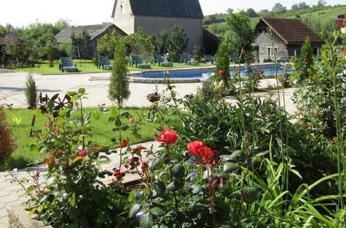 Hostal Giandra Resort