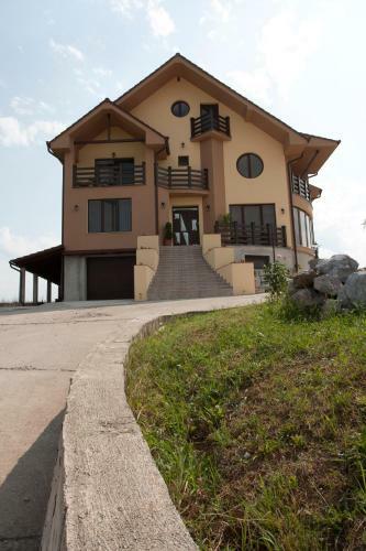 Hostal Pensiunea Neredy